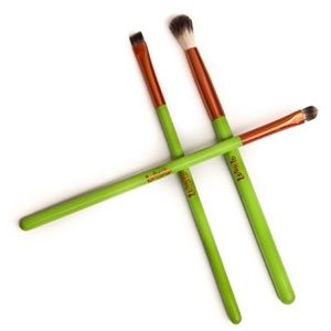 Alamar Cosmetics The Ojitos Brush Trio
